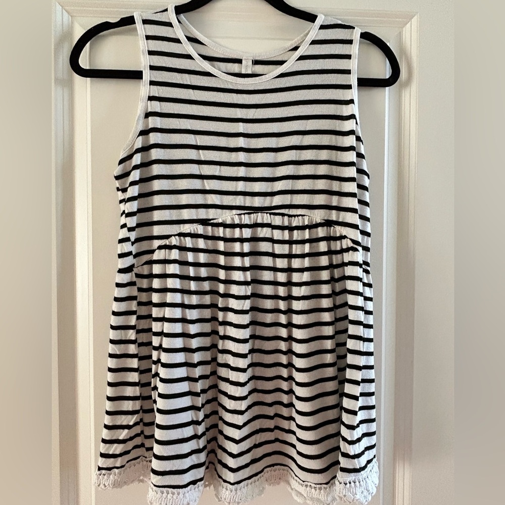 PinkBlush maternity top Medium